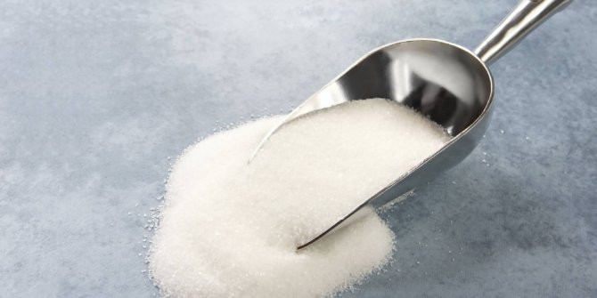 Sıfır gümrükle 400 bin ton şeker ithal edilecek