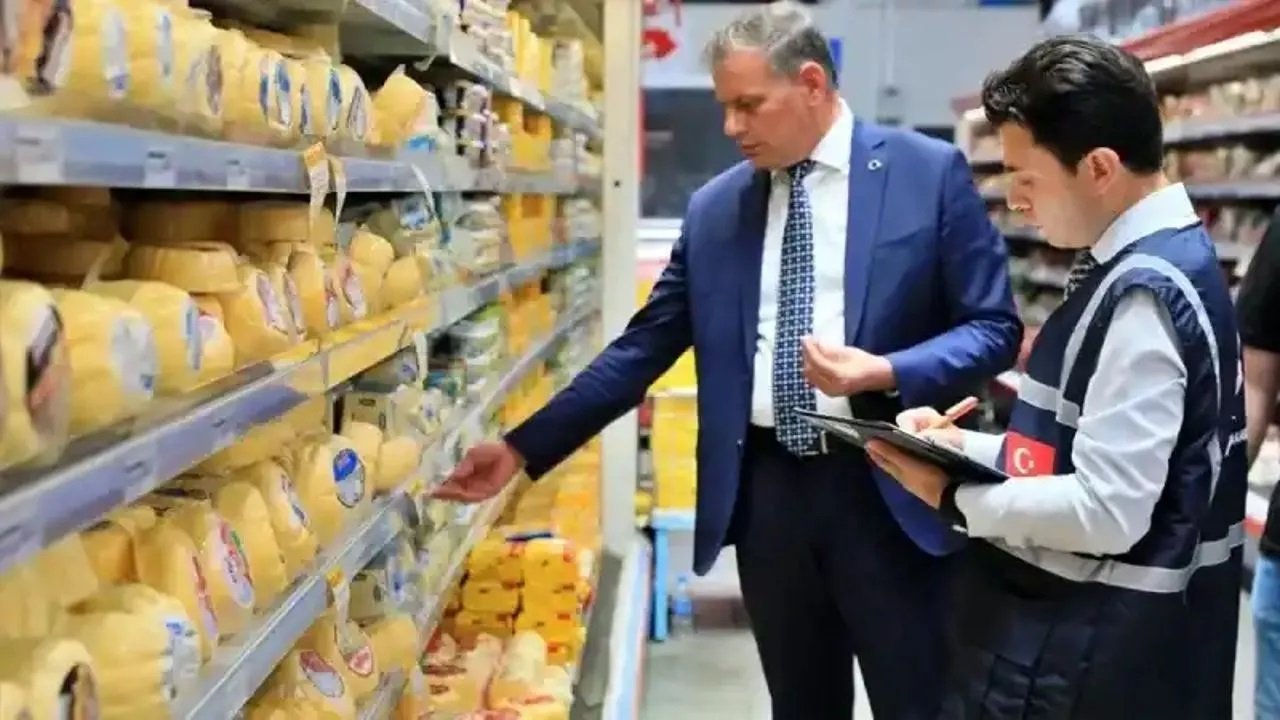 Stokçuluğa kapatma, fahiş fiyata para cezası