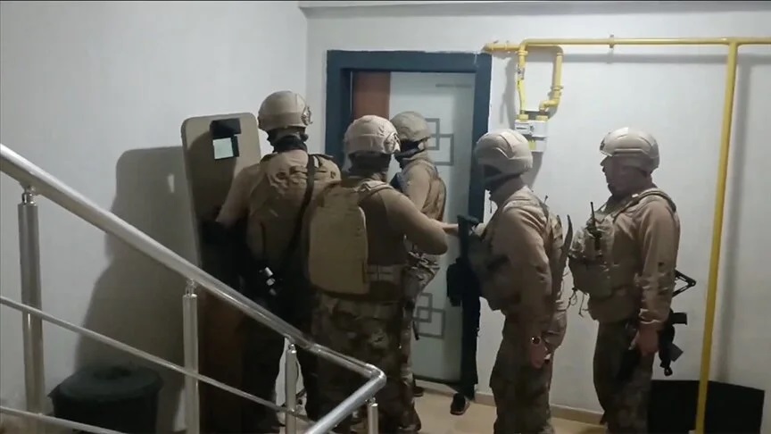 Suç örgütlerine yönelik "Mahzen-35" operasyonlarında 46 şüpheli yakalandı