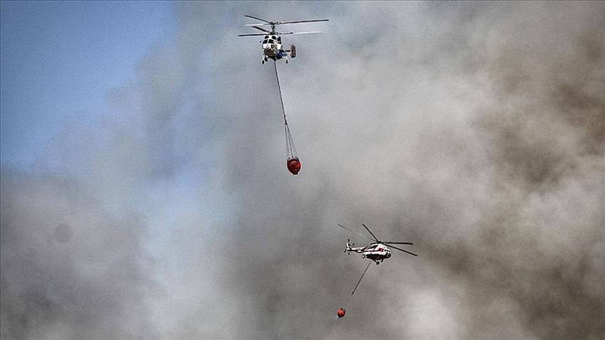 Tarım ve Orman Bakanı Pakdemirli: Yangınlarla mücadelede 16 uçak, 9 İHA, 51 helikopter kullanılıyor