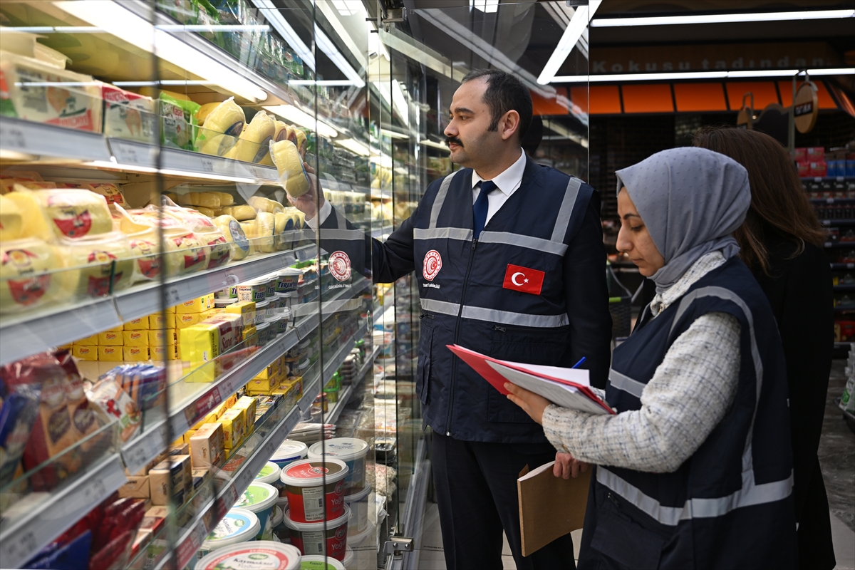 Ticaret Bakanlığından ramazan ayı öncesi Konyada market denetimi
