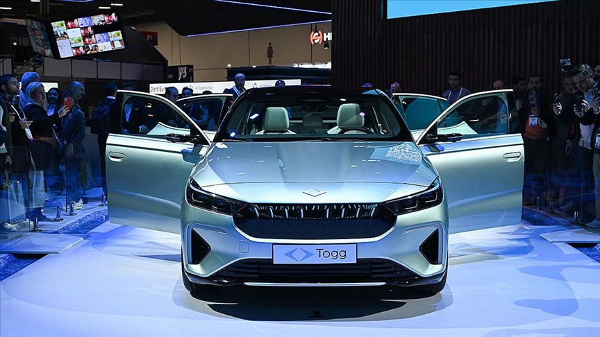 Togg'un yeni sedan modeli T10F tanıtıldı! İşte ilk görüntüleri