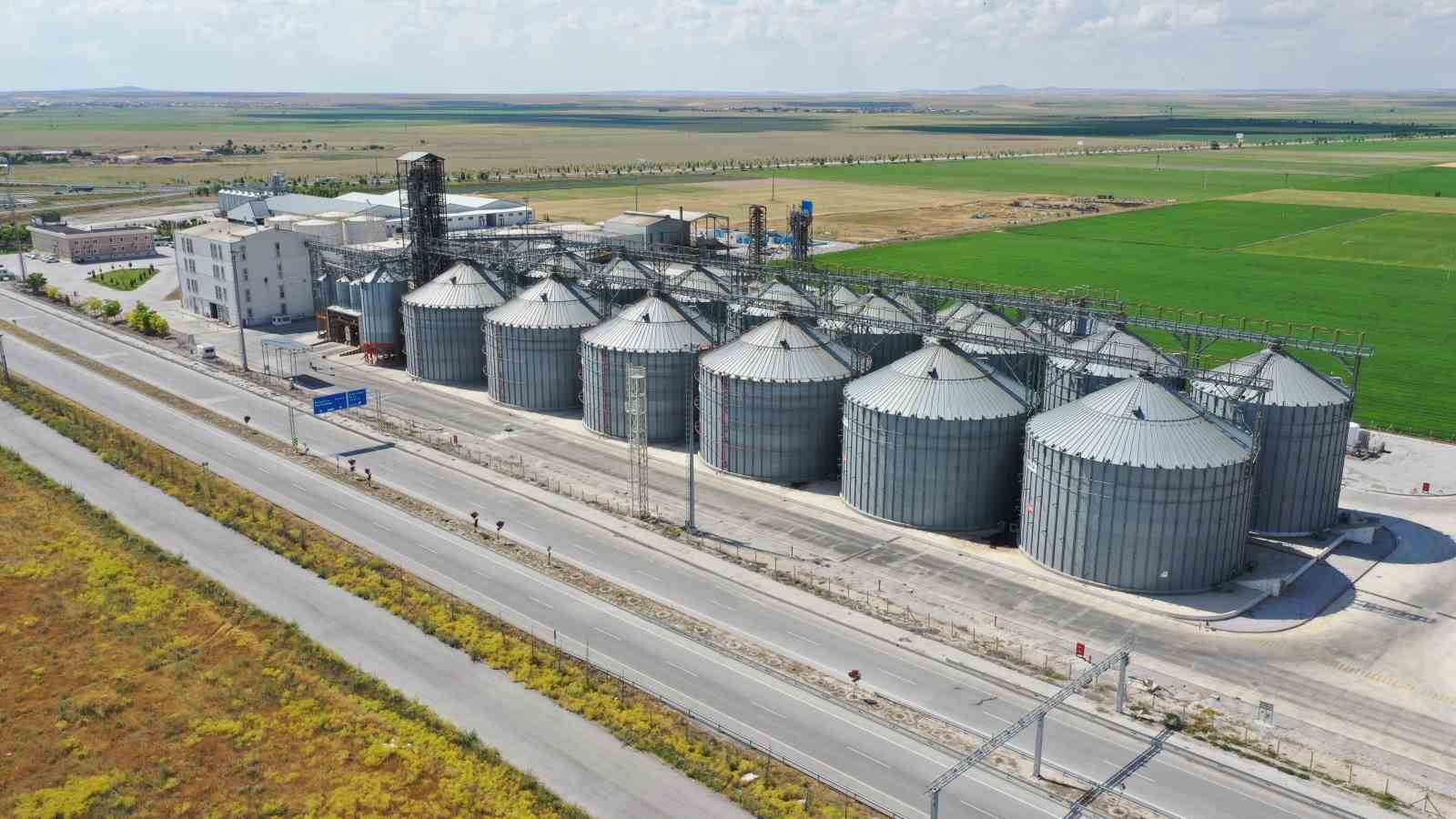 Torku Altınekin Yağ Fabrikası'nın ülke ekonomisine katkısı sürüyor