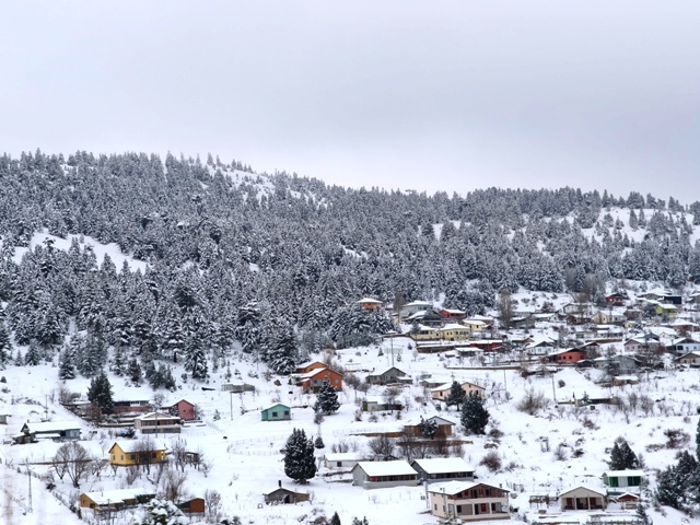 Toroslar'ın İncisi Gölcük Yaylası Kar Altında Bir Masal Diyarına Dönüştü