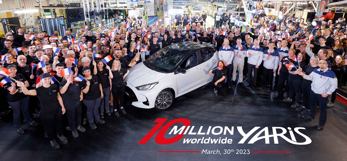 Toyota Yaris 10 milyonluk satış adediyle "efsane" otomobillerden biri oldu