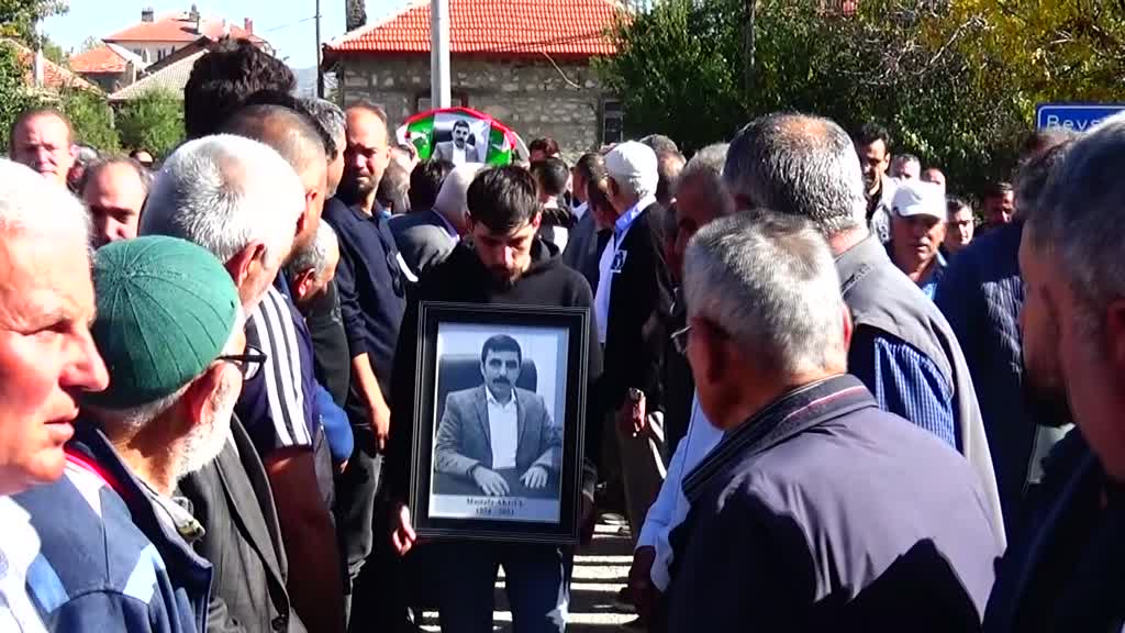 Trafik kazasında yaşamını yitiren İŞKUR Antalya İl Müdürü Akgül'ün cenazesi Konya'da defnedildi