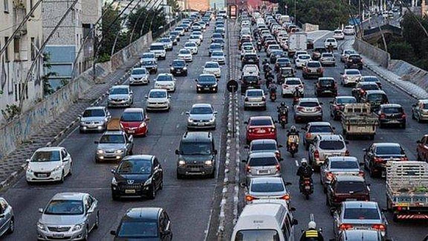 Trafikte yeni dönem: Araçlara "karakutu" zorunluluğu geliyor