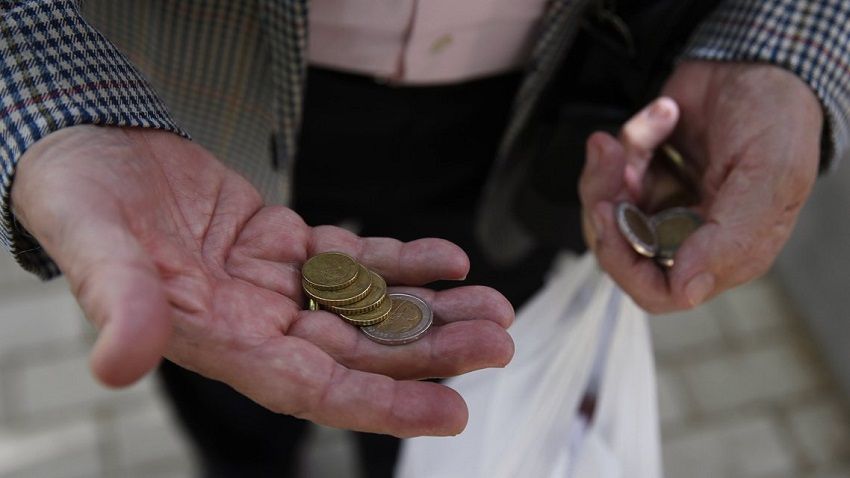 TÜİK doğruladı: Orta sınıf fakirleşti, para babaları zenginleşti!