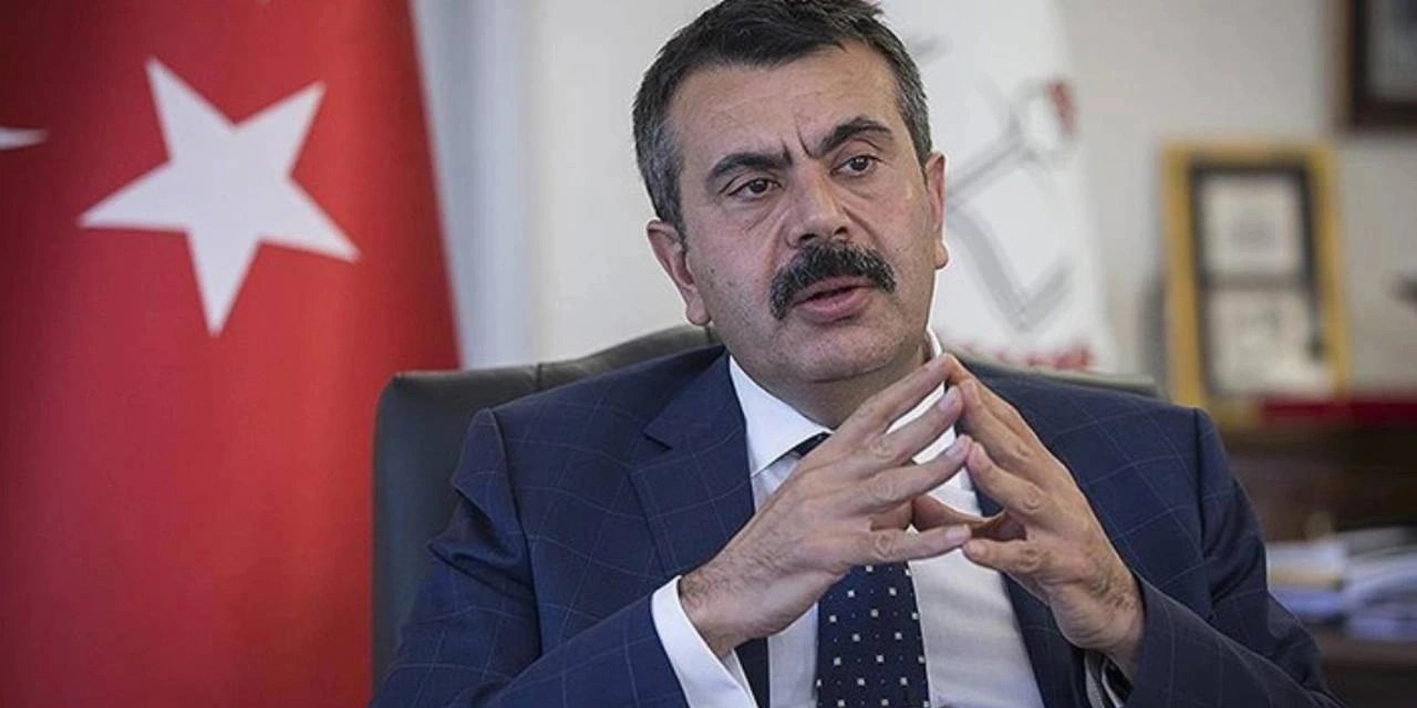 Tüm okullarda müfredat değişiyor