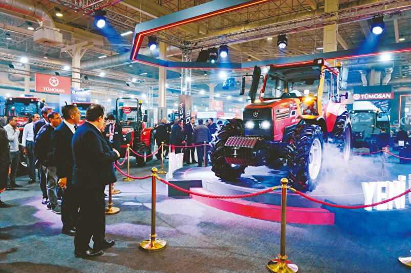 TÜMOSAN'ın 90 Retro Serisi sahneye çıktı