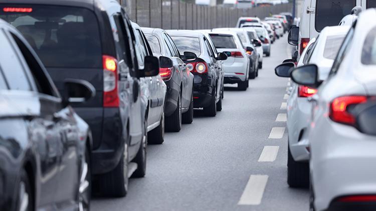 Türkiye'de 2023 yılında 2 milyon 290 bin 280 adet taşıtın trafiğe kaydı yapıldı