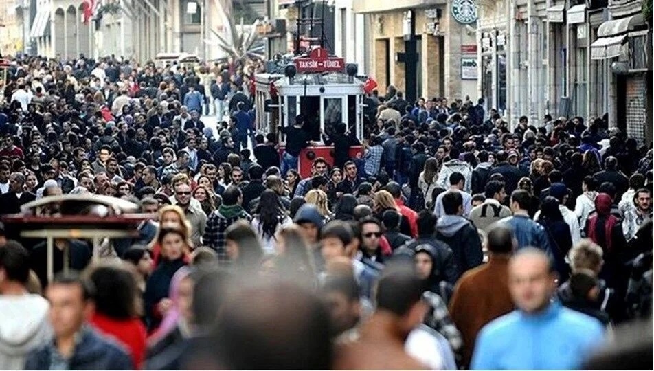Türkiye'de toplam kaç göçmen var?