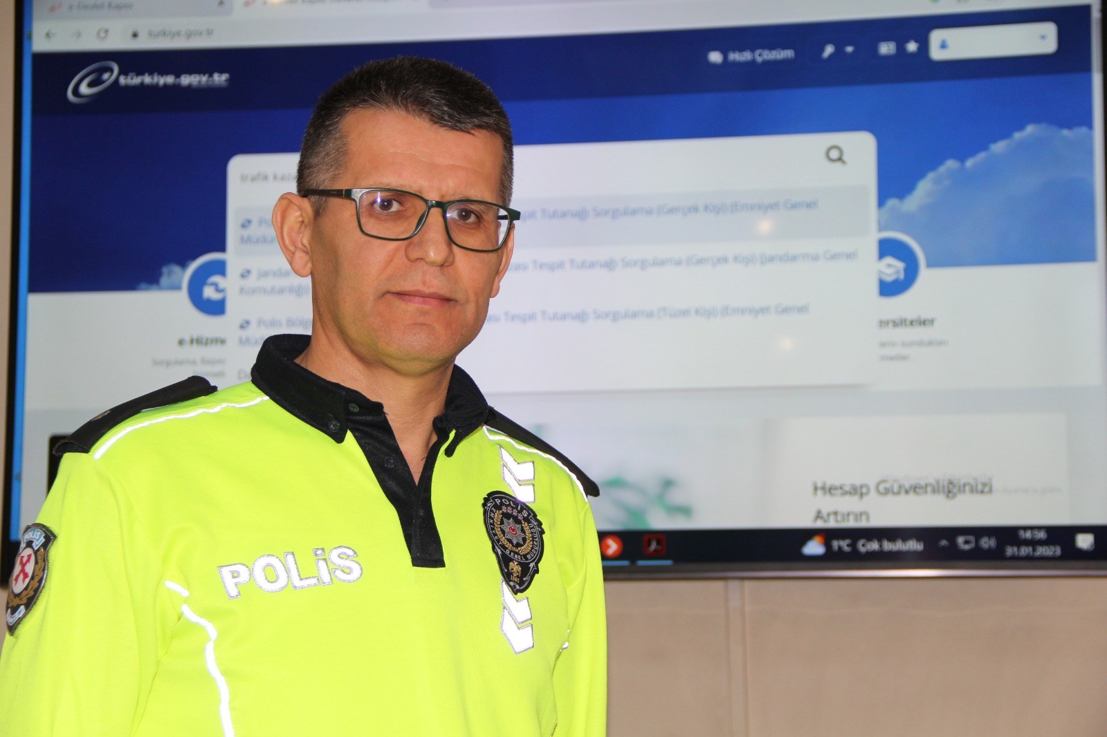 VATANDAŞ ZAMAN KAZANACAK: MADDİ HASARLI TRAFİK KAZASI TESPİT TUTANAKLARI E-DEVLET’TEN GÖRÜNTÜLENEBİLİYOR!