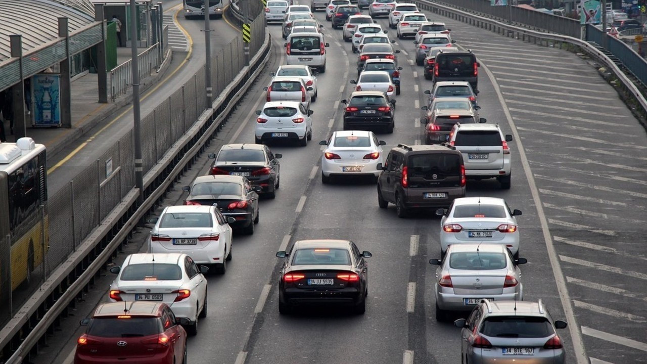 Yargıtay Sakat kalan sürücünün Bakıcı giderlerinin sigorta şirketi tarafından ödenmesi gerektiğine hükmetti.