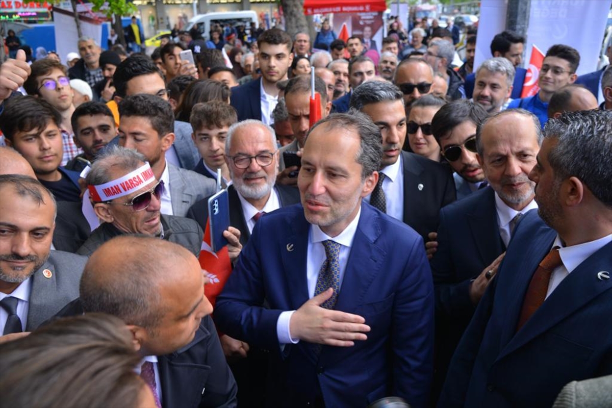 Yeniden Refah Partisi lideri Fatih Erbakan Konya'da konuştu: