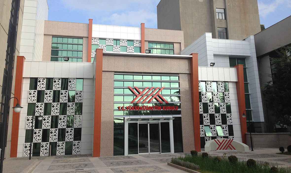 YÖK'ten "sınavsız ikinci üniversite" için yaş şartı