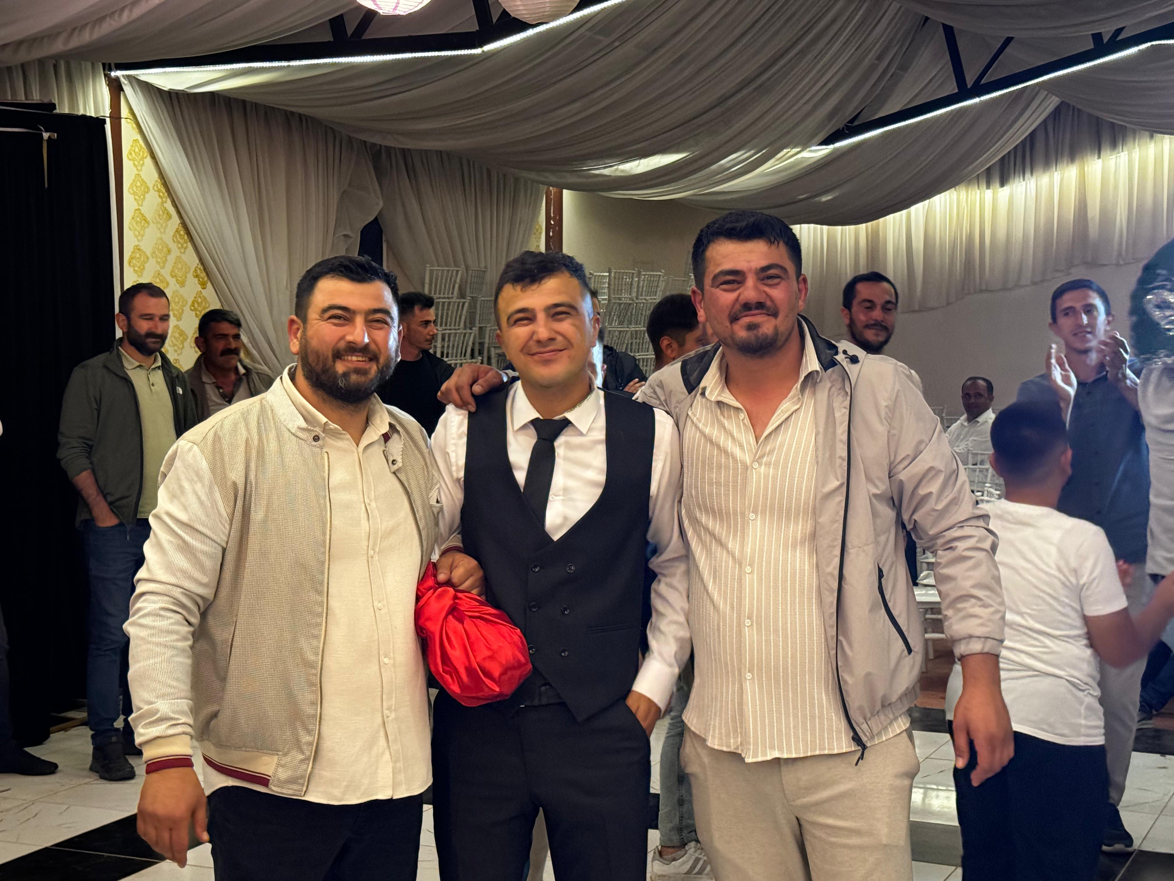 YÜKSEL AİLESİNİN MUTLU GÜNÜ