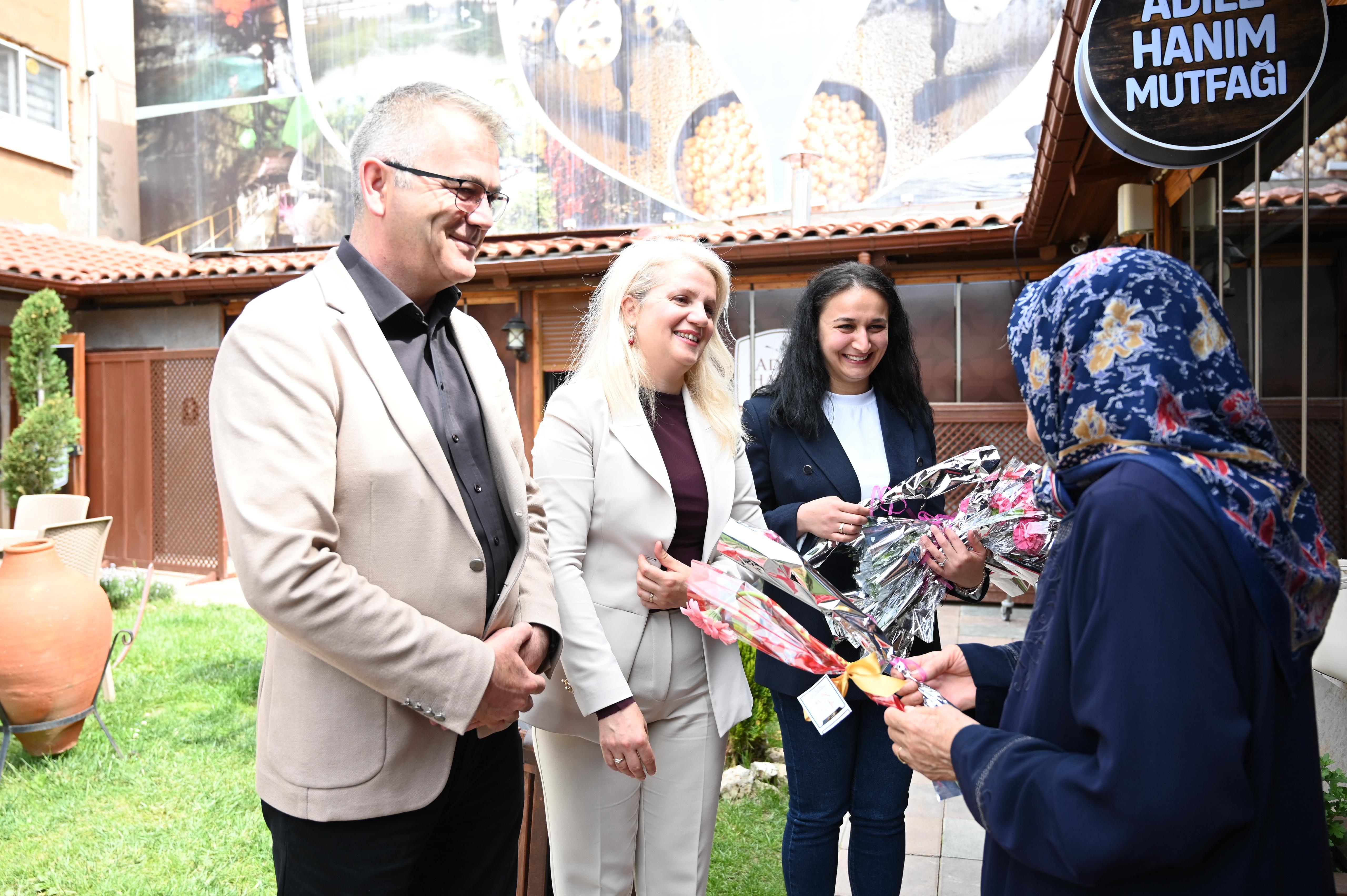 SEYDİŞEHİR BELEDİYESİ ANNELER GÜNÜNÜ KUTLADI - Görsel 10