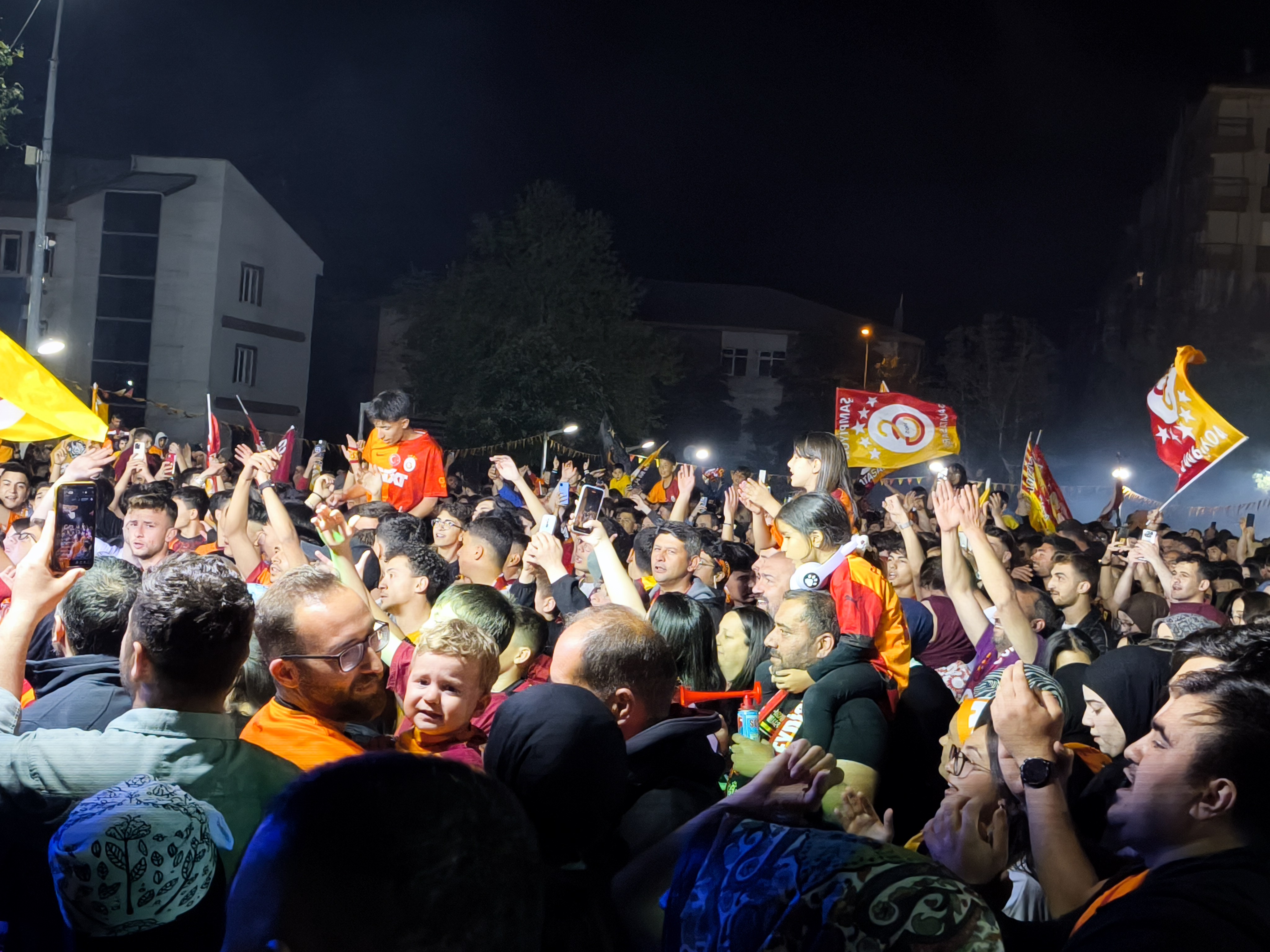 Seydişehir'de Galatasaray'ın şampiyonluğu kutlanıyor - Görsel 7