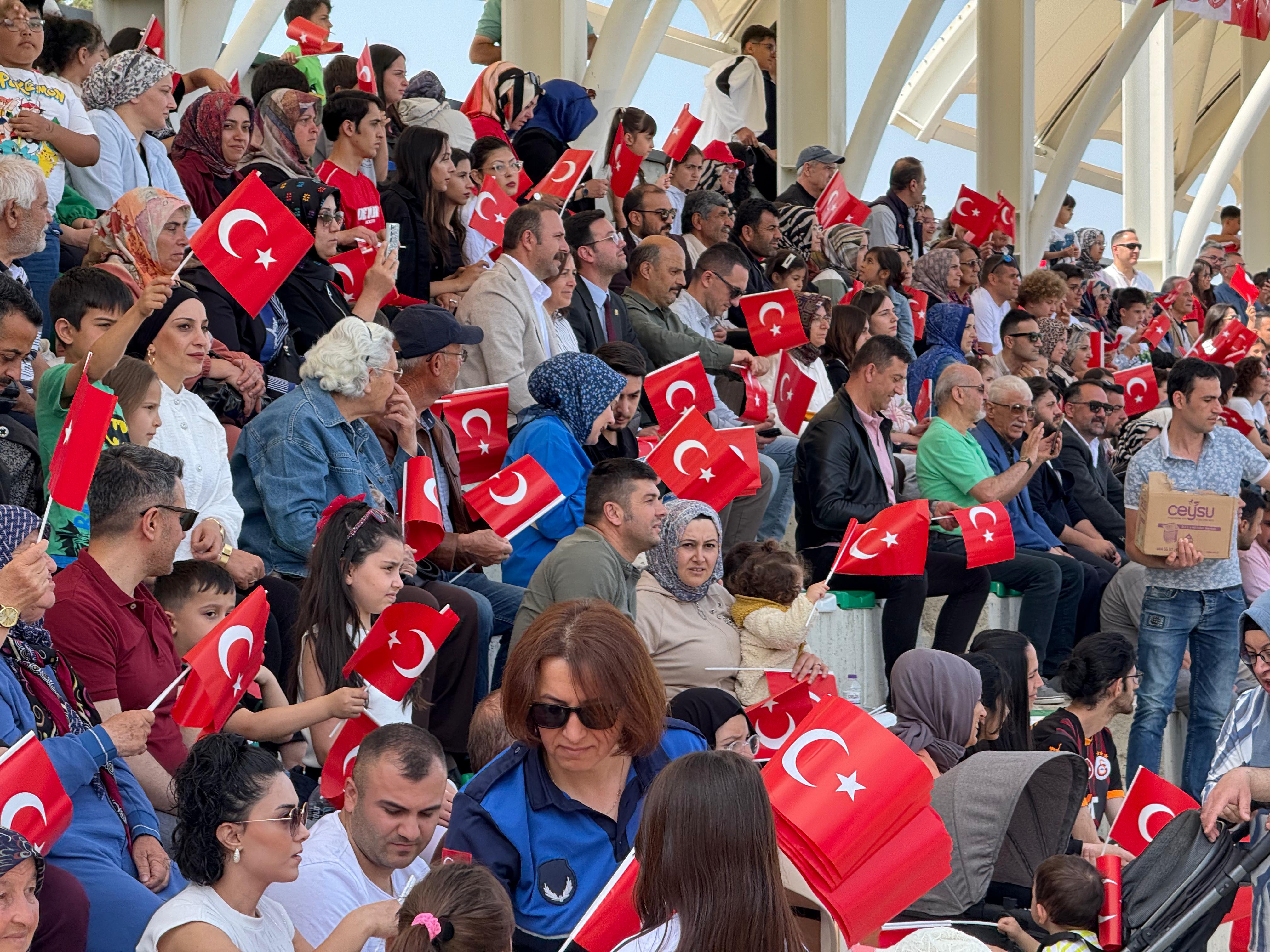 19 Mayıs Coşkusu Seydişehir'de Geniş Katılımla Kutlanıyor. - Görsel 17