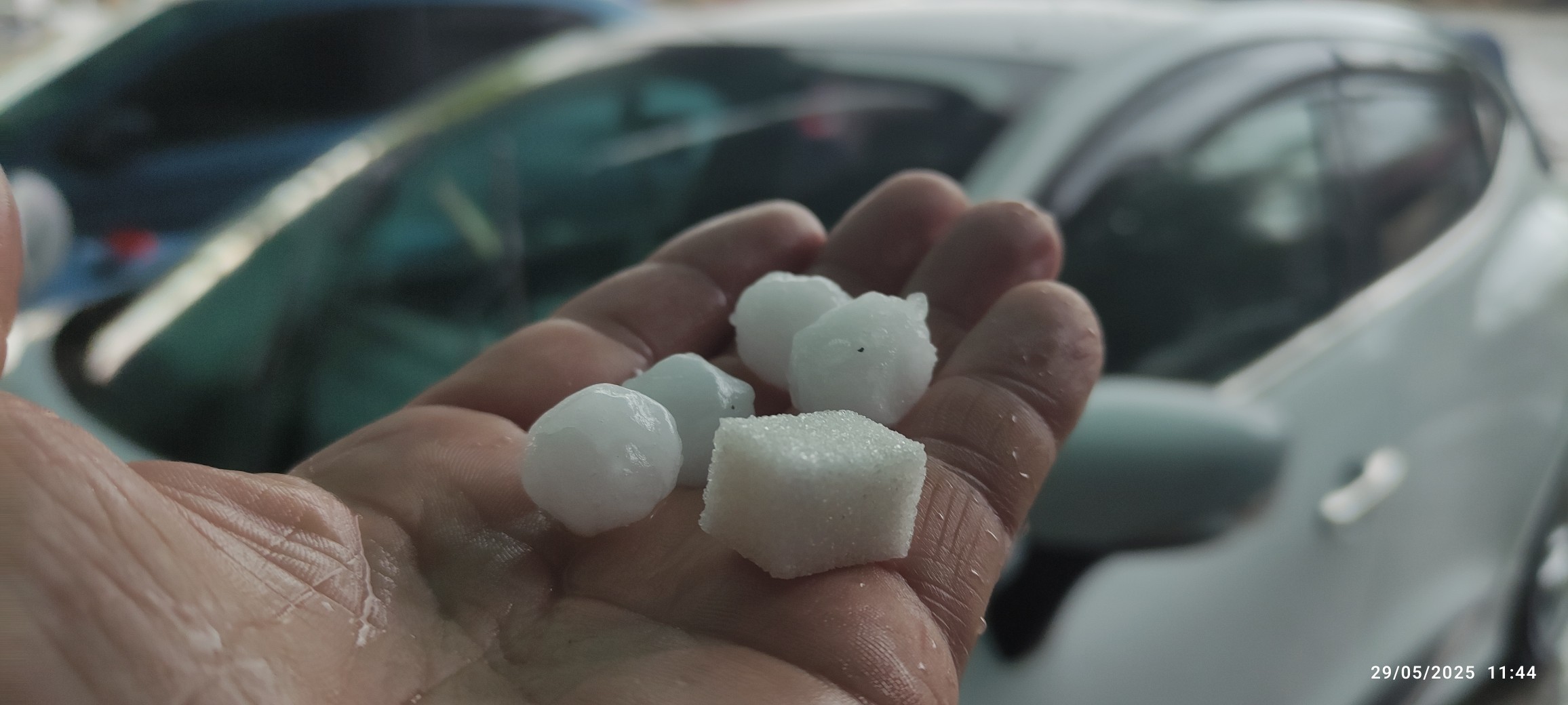 Konya'nın Ahırlı İlçesine Fındık Büyüklüğünde Dolu Yağdı! - Görsel 4