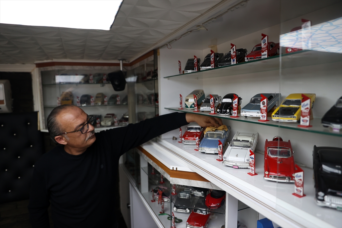 Seydişehir'de koleksiyoner 25 yılda topladığı 259 model otomobili özenle saklıyor - Görsel 2