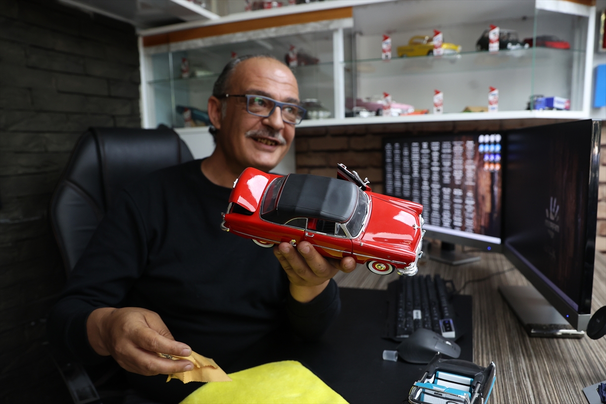 Seydişehir'de koleksiyoner 25 yılda topladığı 259 model otomobili özenle saklıyor - Görsel 8
