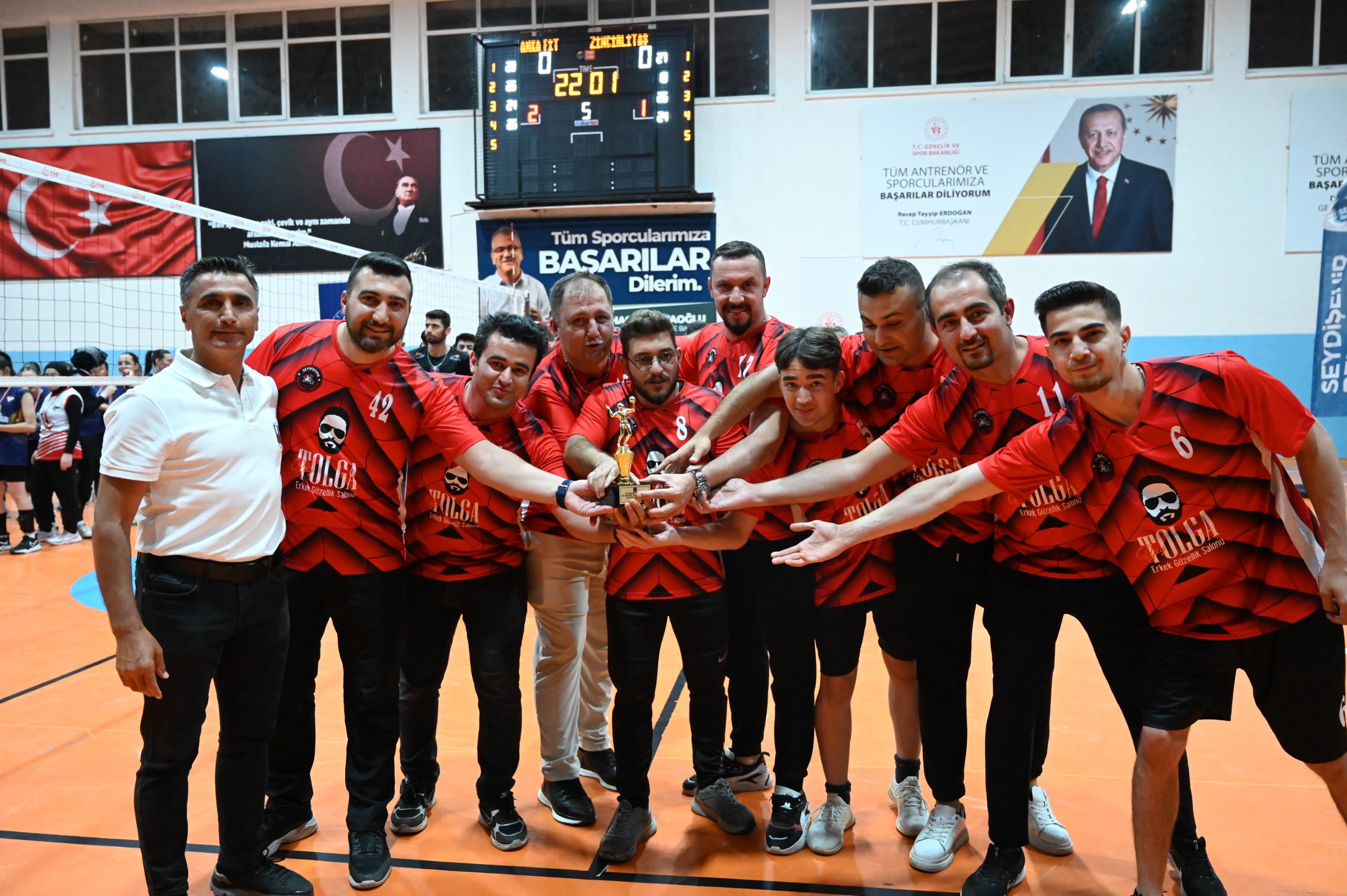 BAŞKANLIK KUPASI VOLEYBOL TURNUVASINDA ŞAMPİYONLAR BELLİ OLDU - Görsel 7