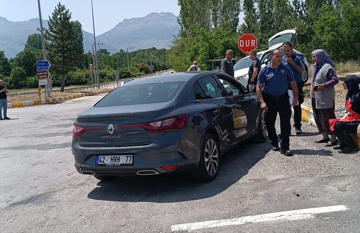 Seydişehir'de Meydana Gelen Trafik Kazasında 1 Ağır 5 Yaralı - Görsel 4