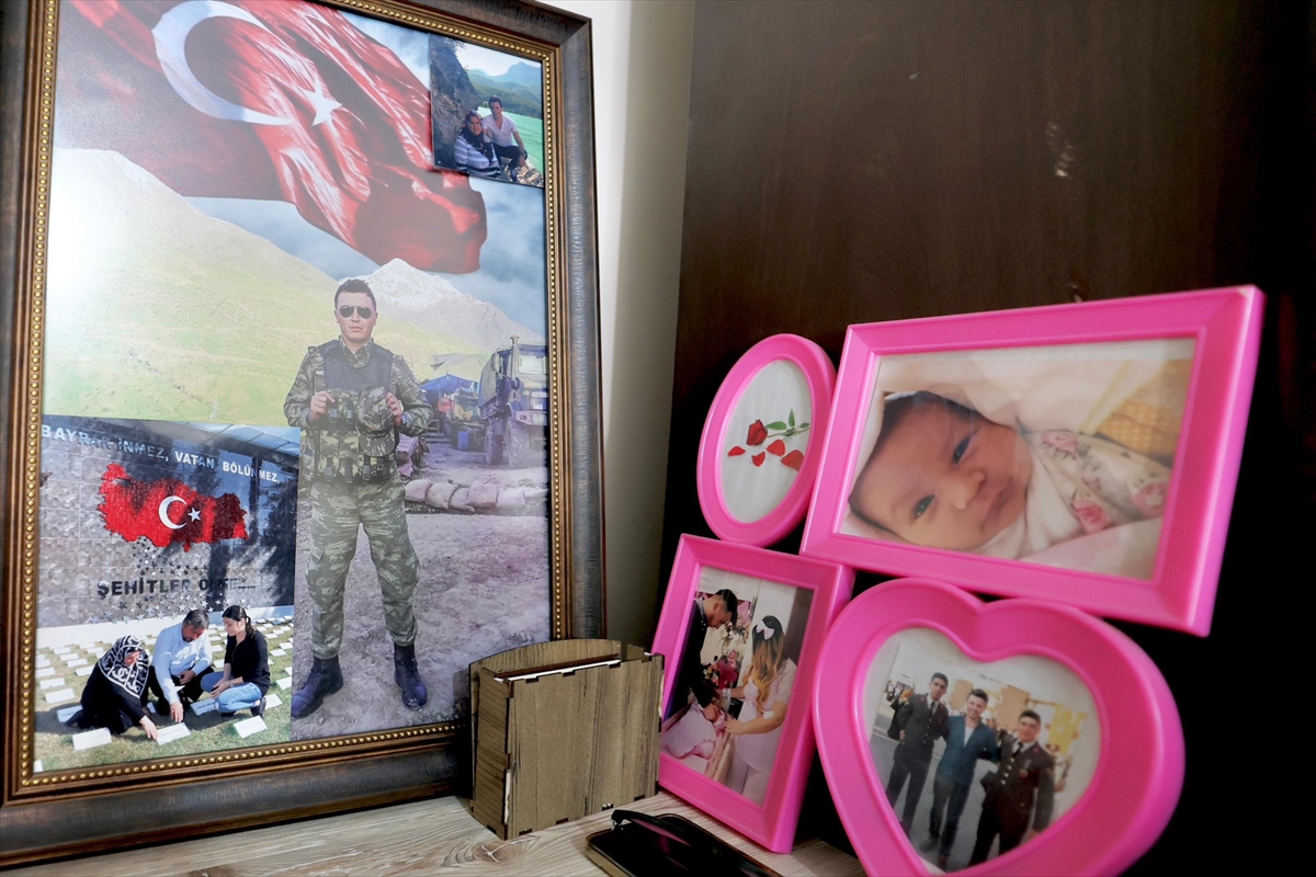 İçişleri Bakanı Ali Yerlikaya, Konya'da şehit ailesini ziyaret etti - Görsel 3