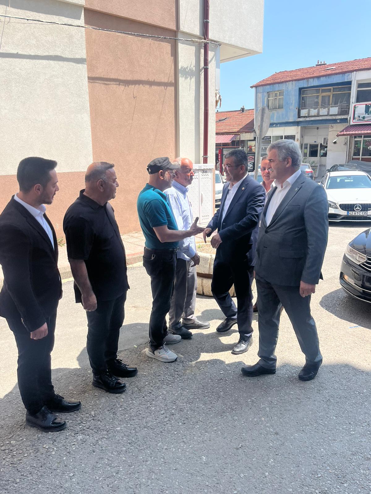 AK PARTİ SEYDİŞEHİR TEŞKİLATINDA BAYRAMLAŞMA ÇOŞKUSU - Görsel 1