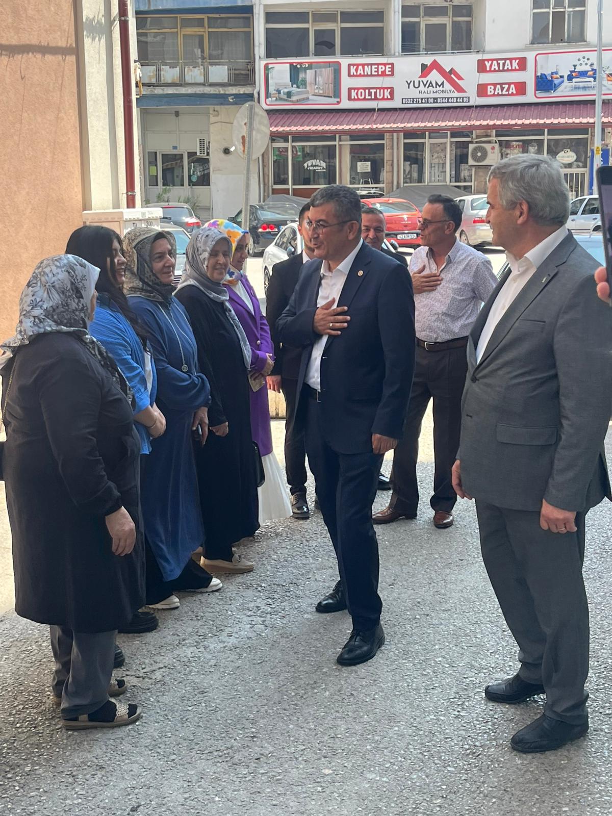 AK PARTİ SEYDİŞEHİR TEŞKİLATINDA BAYRAMLAŞMA ÇOŞKUSU - Görsel 2