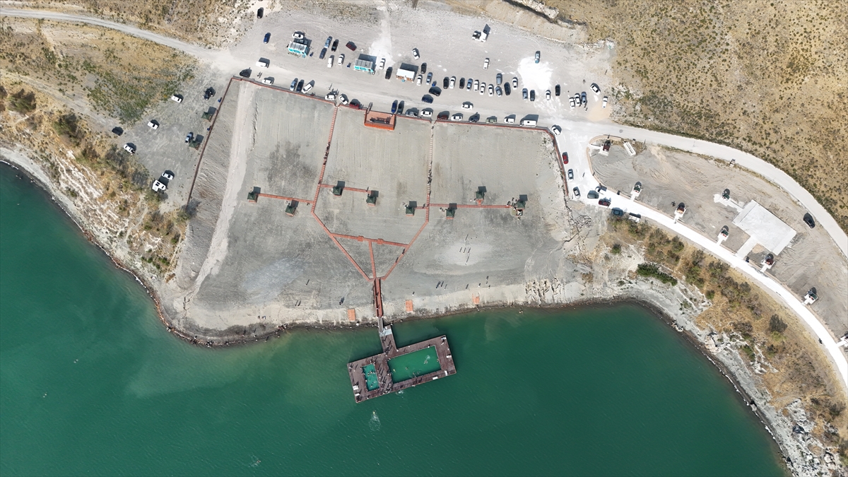 KONYA - Acıgöl, Kurban Bayramı tatilinde yerli turistlerin akınına uğradı - Görsel 1