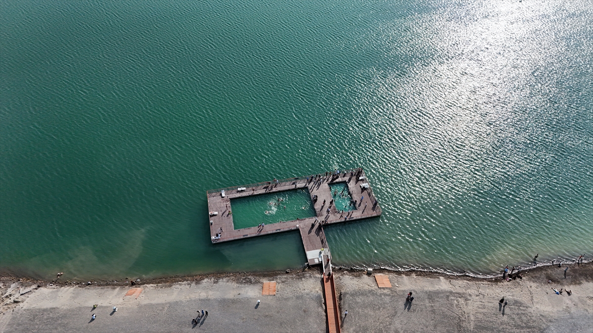 KONYA - Acıgöl, Kurban Bayramı tatilinde yerli turistlerin akınına uğradı - Görsel 3