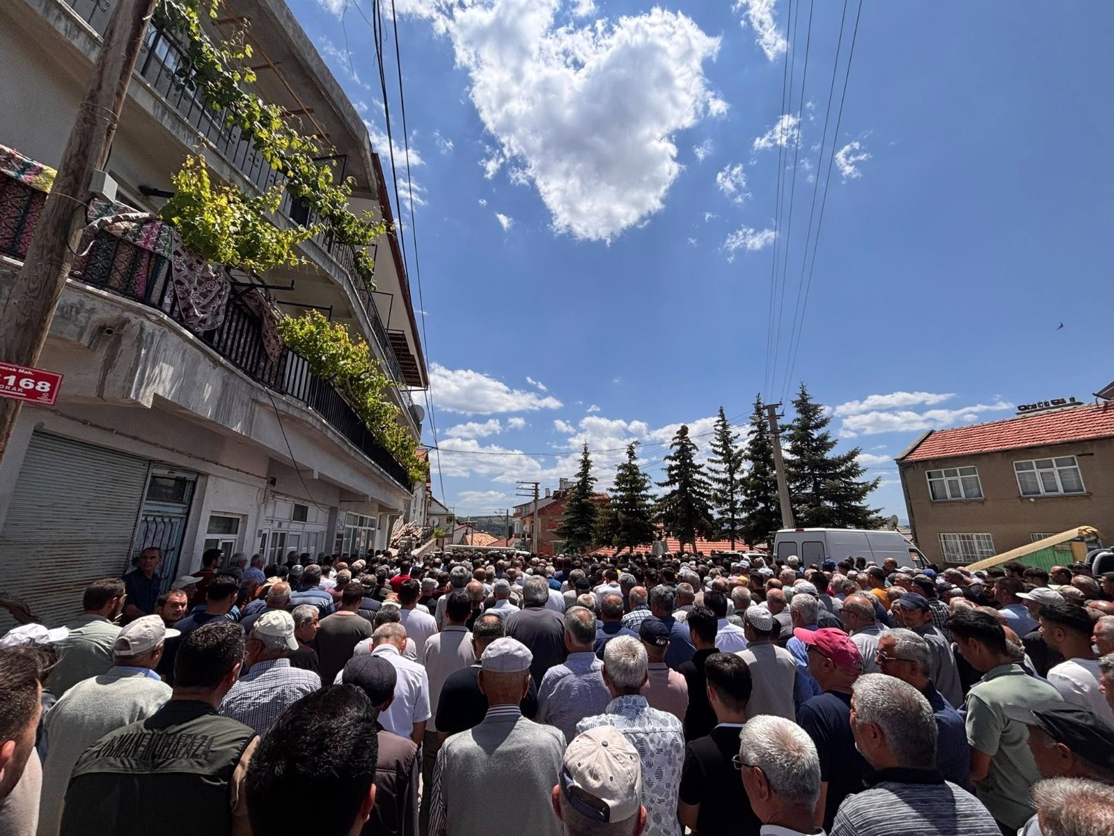 Kaza kurbanı genç besiciye Konya’da  son yolculuğuna   uğurlandı - Görsel 5