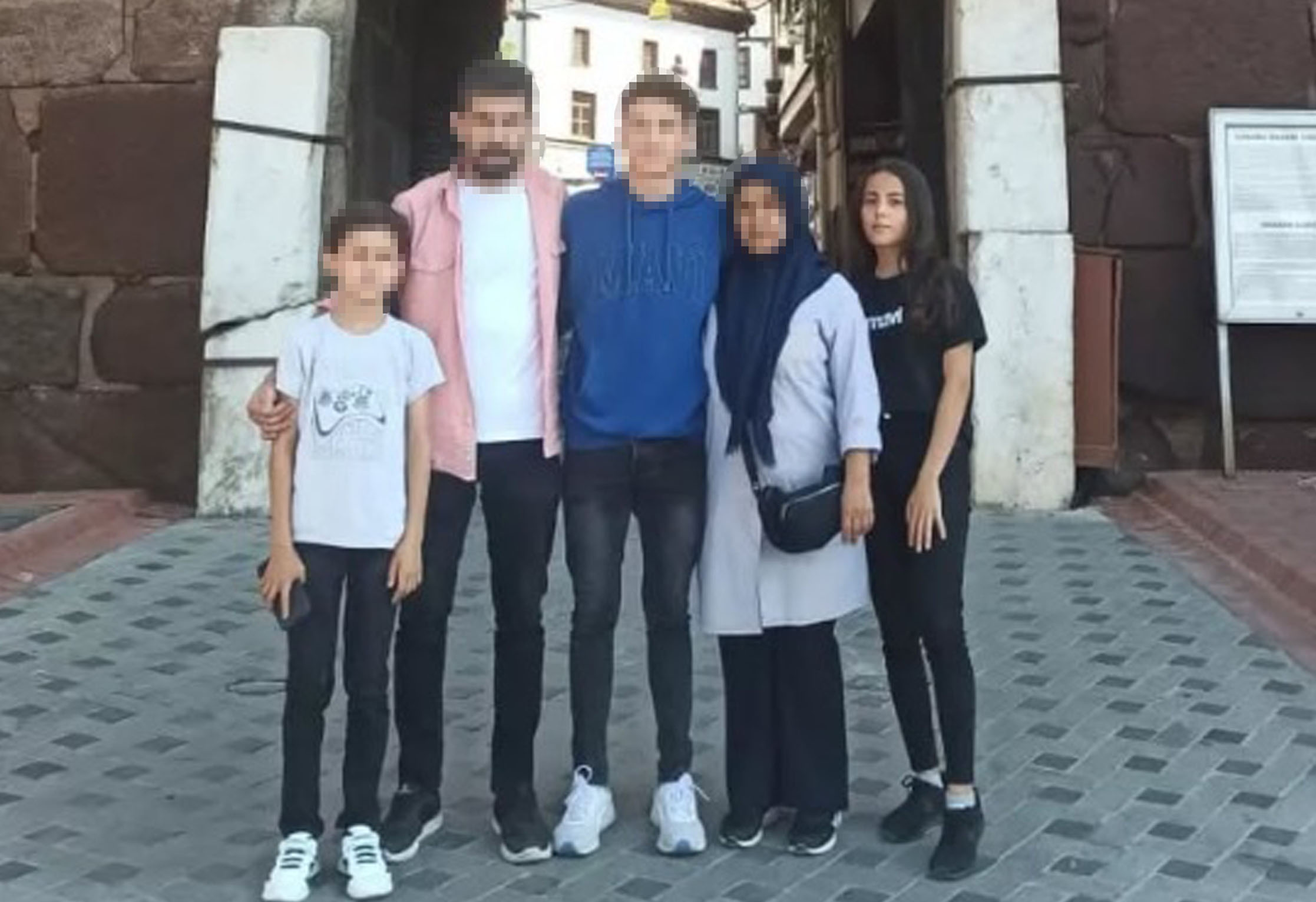 Astsubay ağabeyinin silahıyla oynarken kazara ablasını vurarak öldürdü - Görsel 4