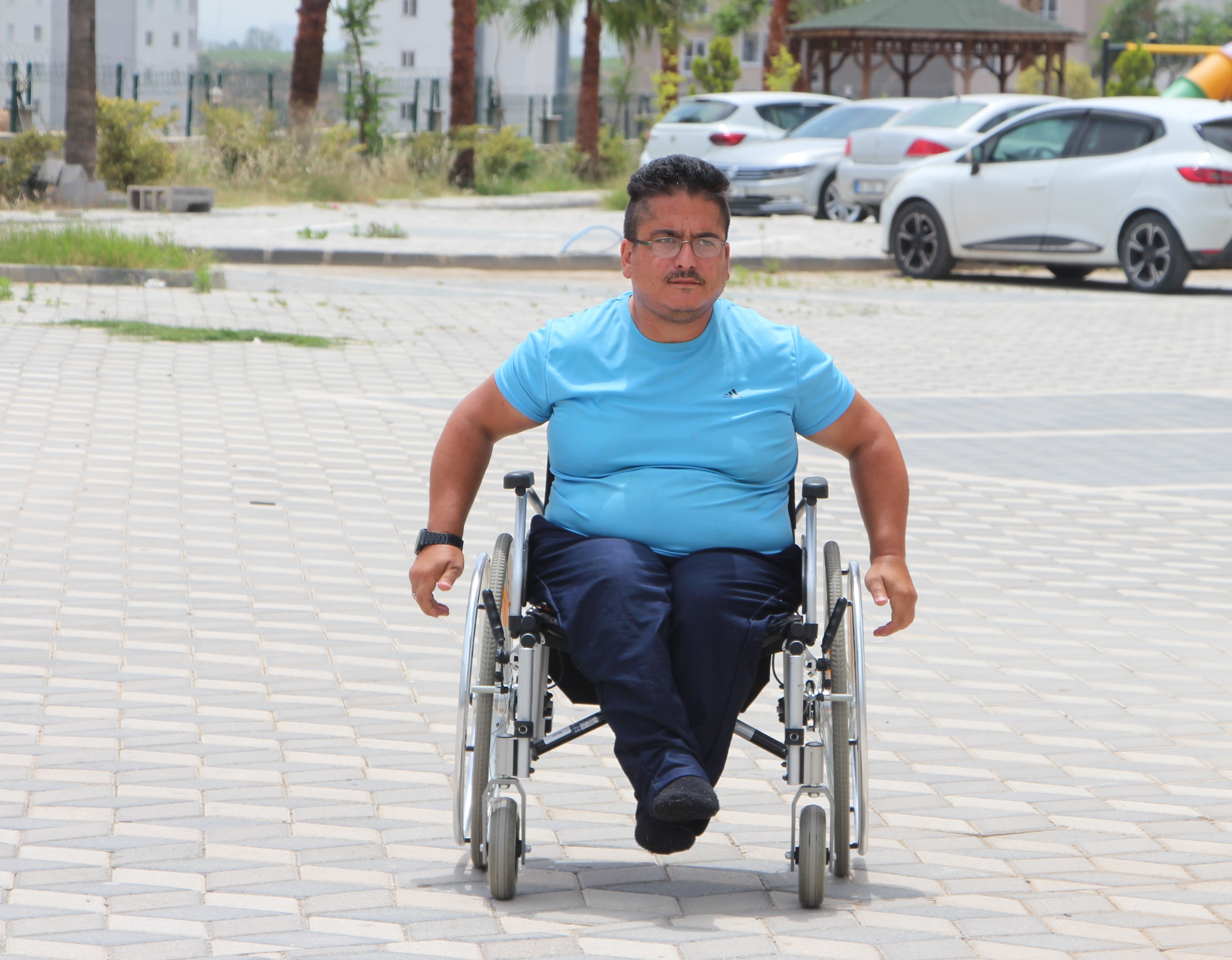 Ortopedik engelli oğlunun hayali motosikletin parasını dolandırıcılara kaptırdı - Görsel 5