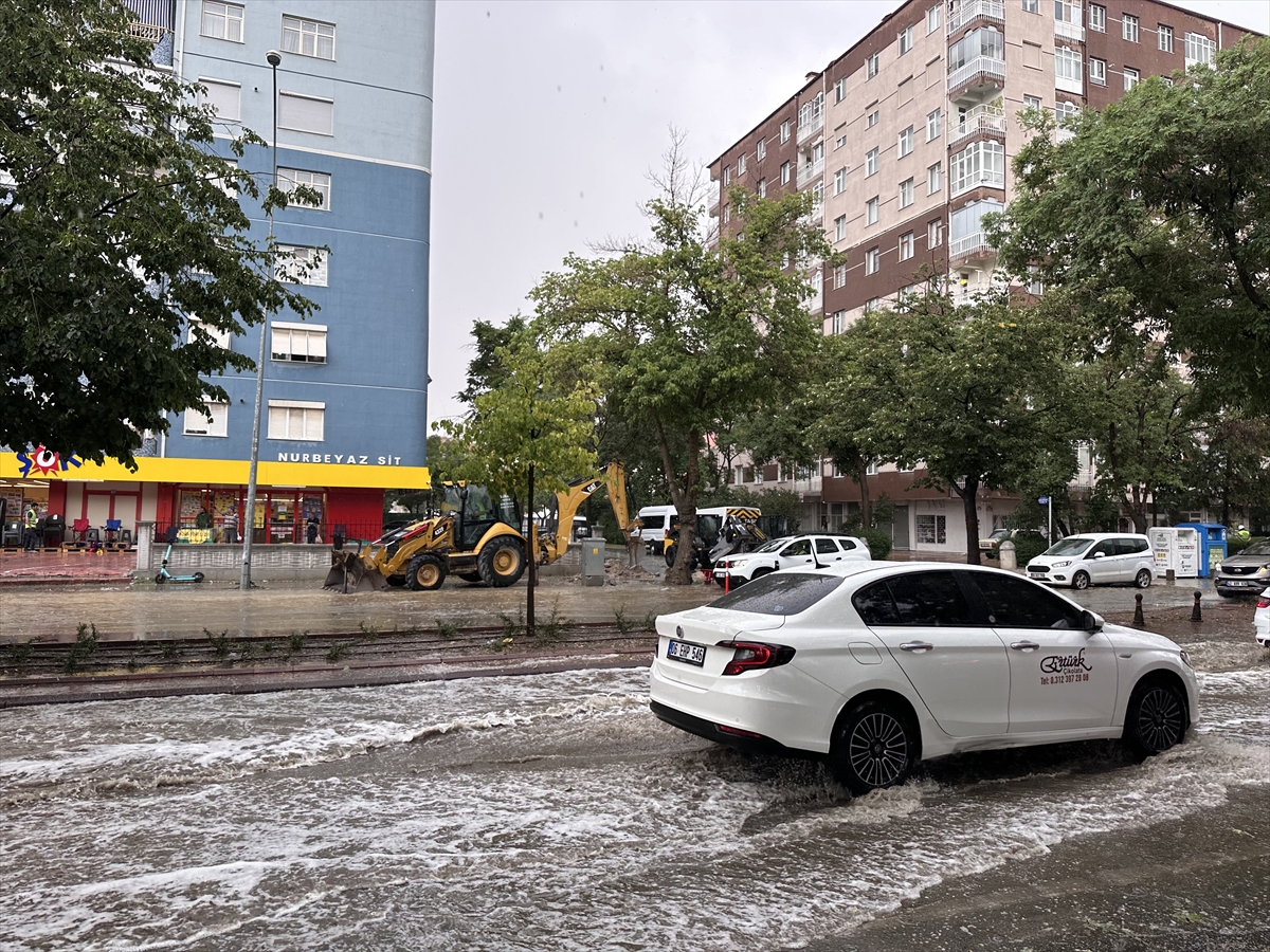 Konya'da sağanak ve dolu hayatı olumsuz etkiledi - Görsel 3