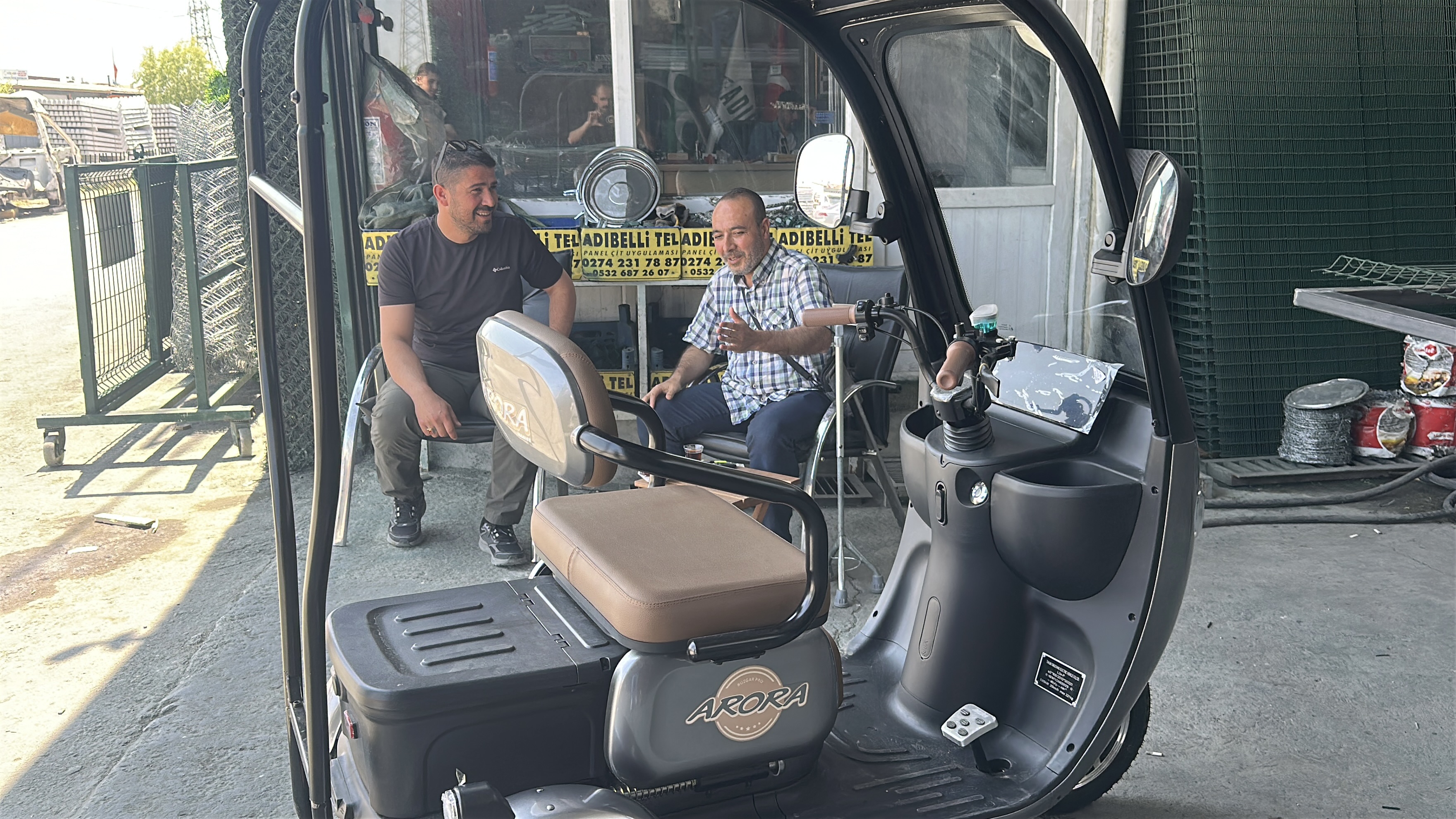 Umreye gidebilmek için sattığı engelli aracını, arkadaşları alıp hediye etti - Görsel 2