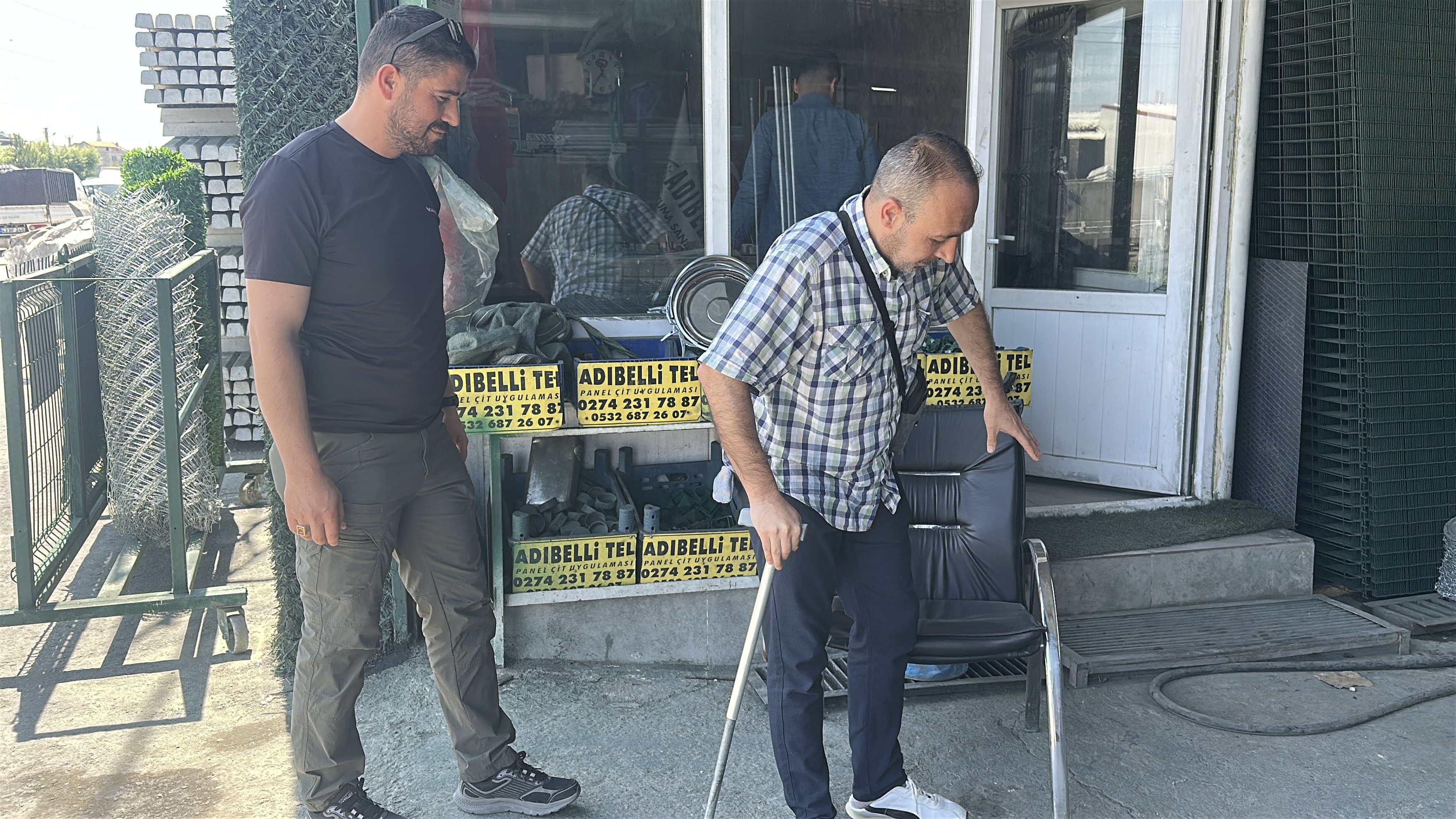 Umreye gidebilmek için sattığı engelli aracını, arkadaşları alıp hediye etti - Görsel 5