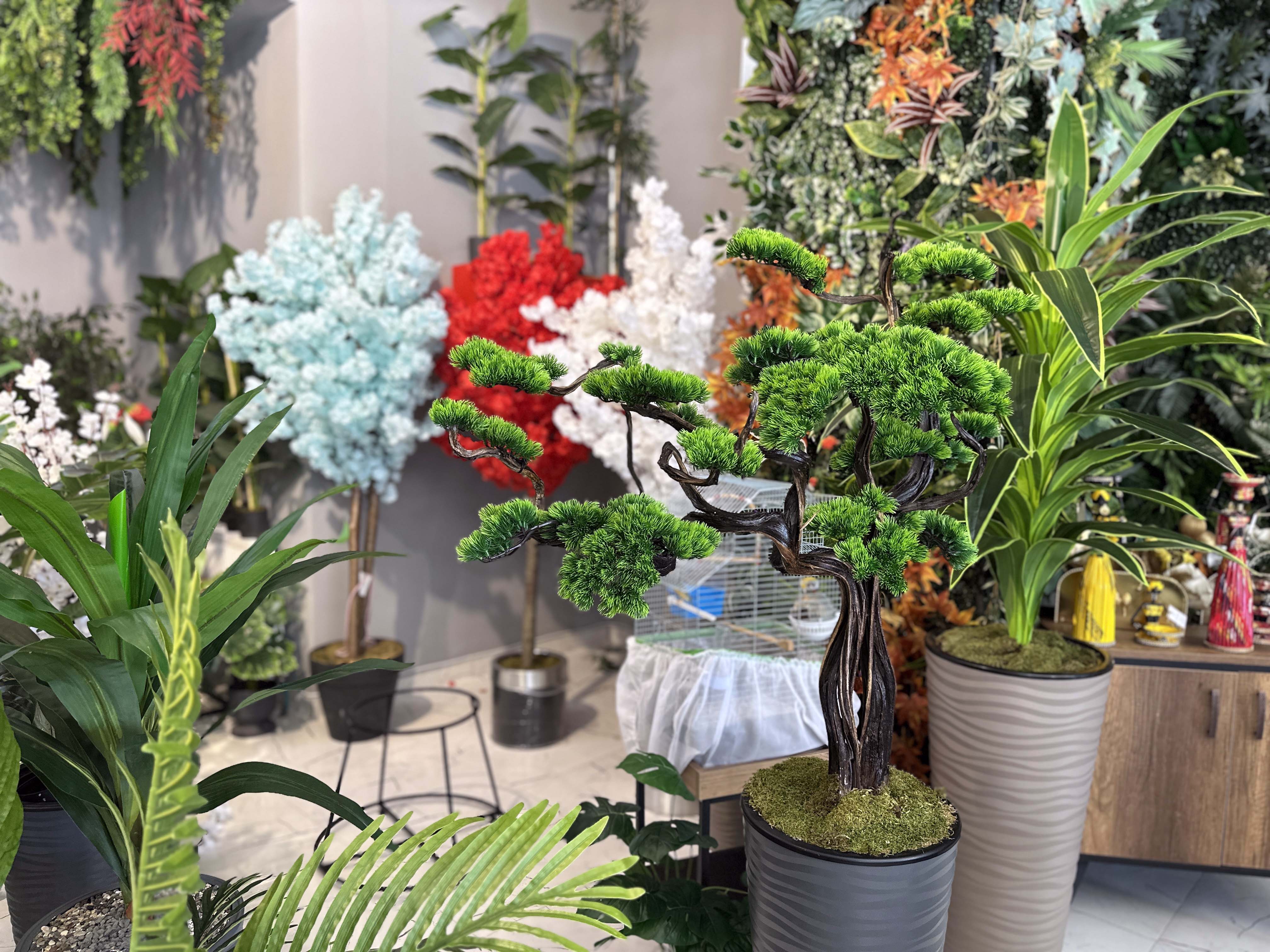 Kurumuş ağaç köklerini geri dönüşüme kazandırıp, dekorasyon malzemeleri yapıyor - Görsel 9