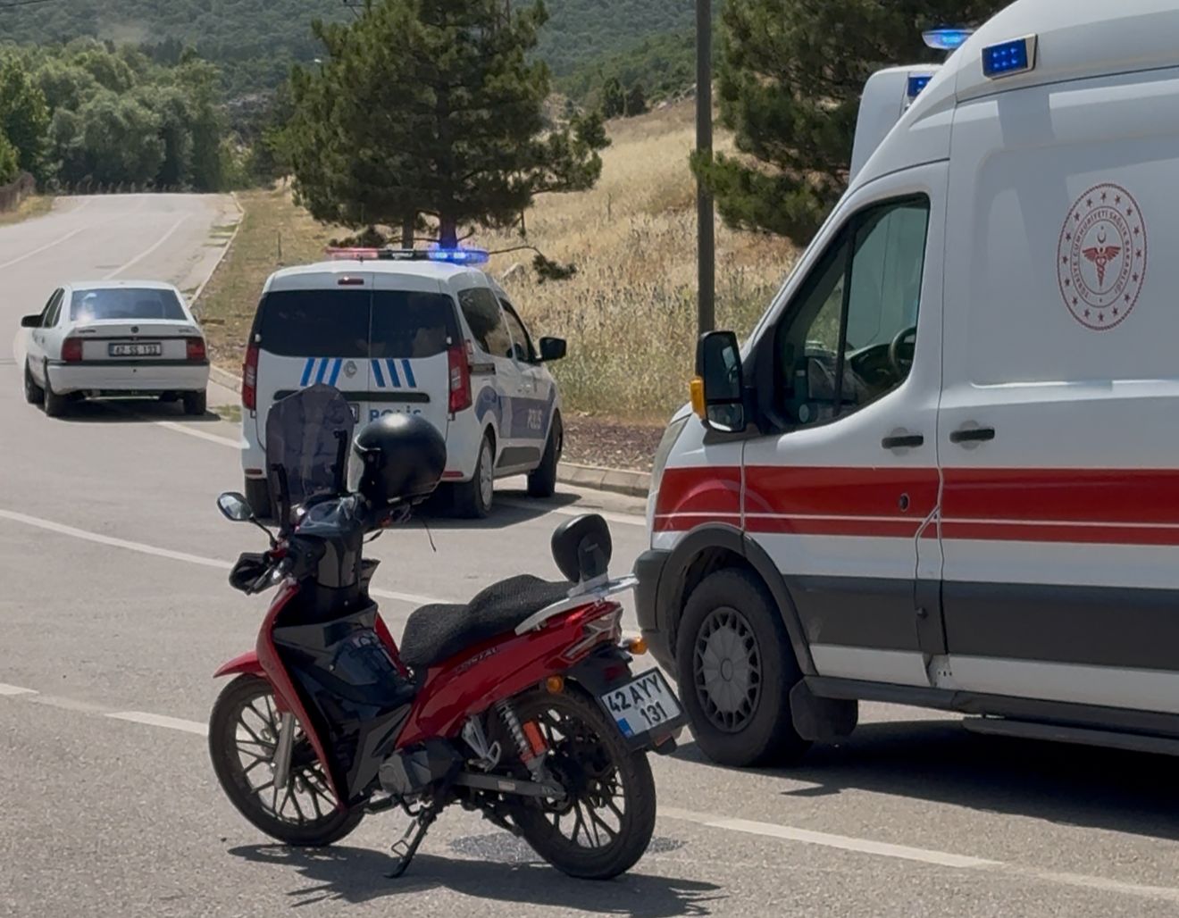 Seydişehir'de Meydana Gelen Motosiklet Kazasında İki Genç Yaralandı - Görsel 1
