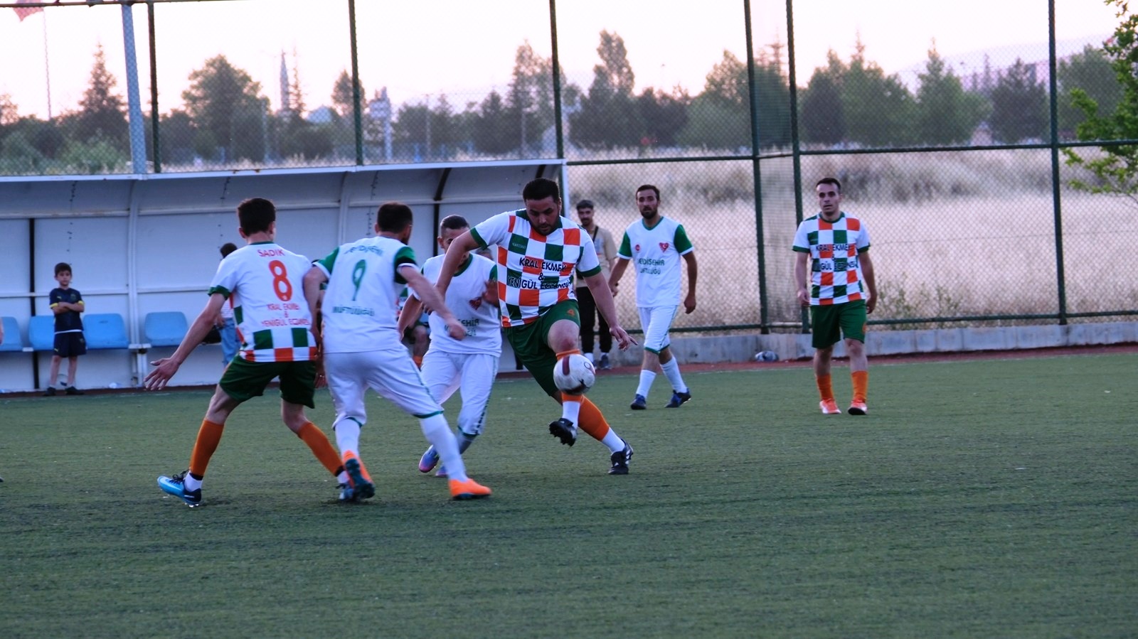 BAŞKANLIK FUTBOL TURNUVASI BAŞLADI - Görsel 1