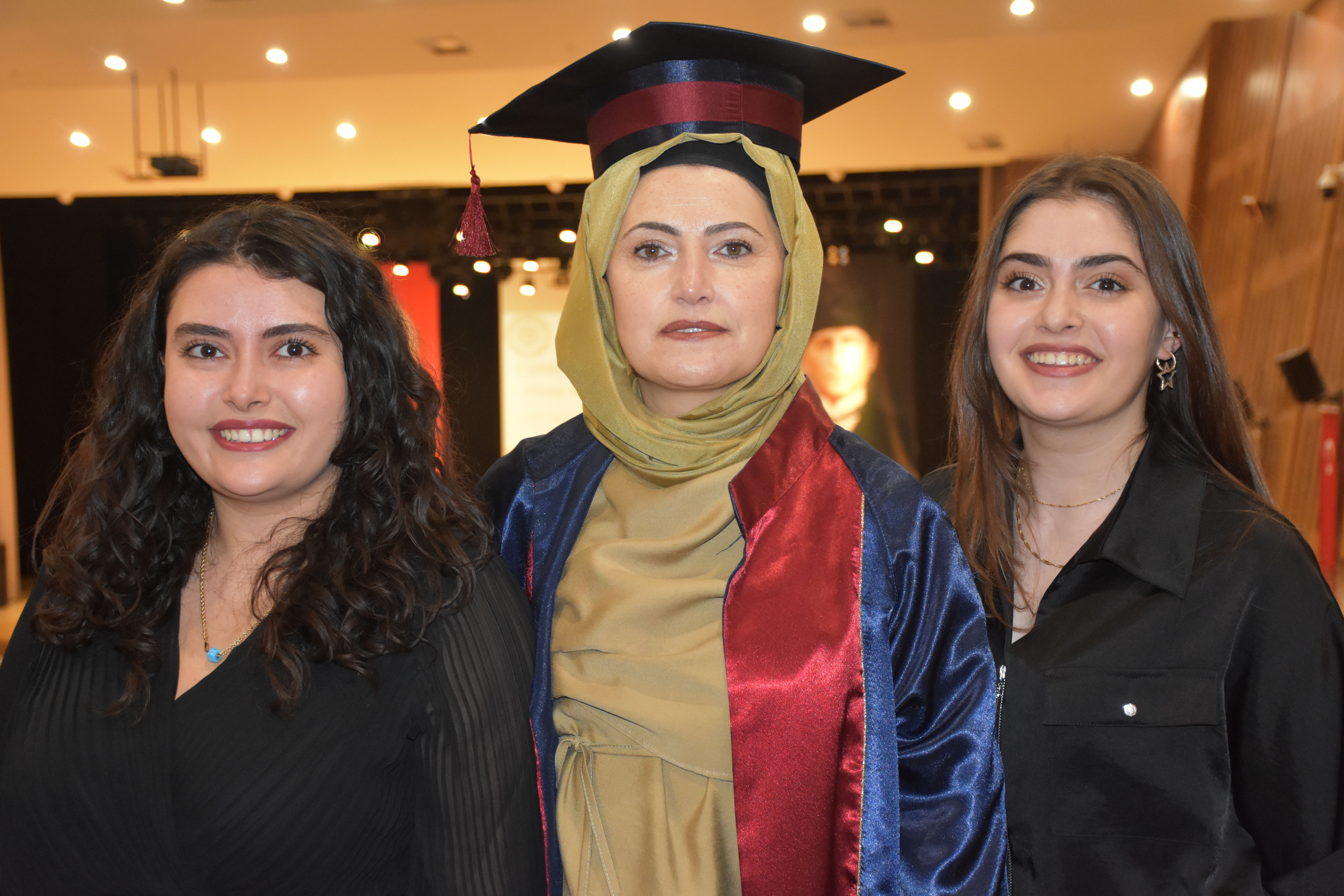 Sivas- İki kanseri yendi, 49 yaşında üniversiteyi birincilikle bitirdi - Görsel 4