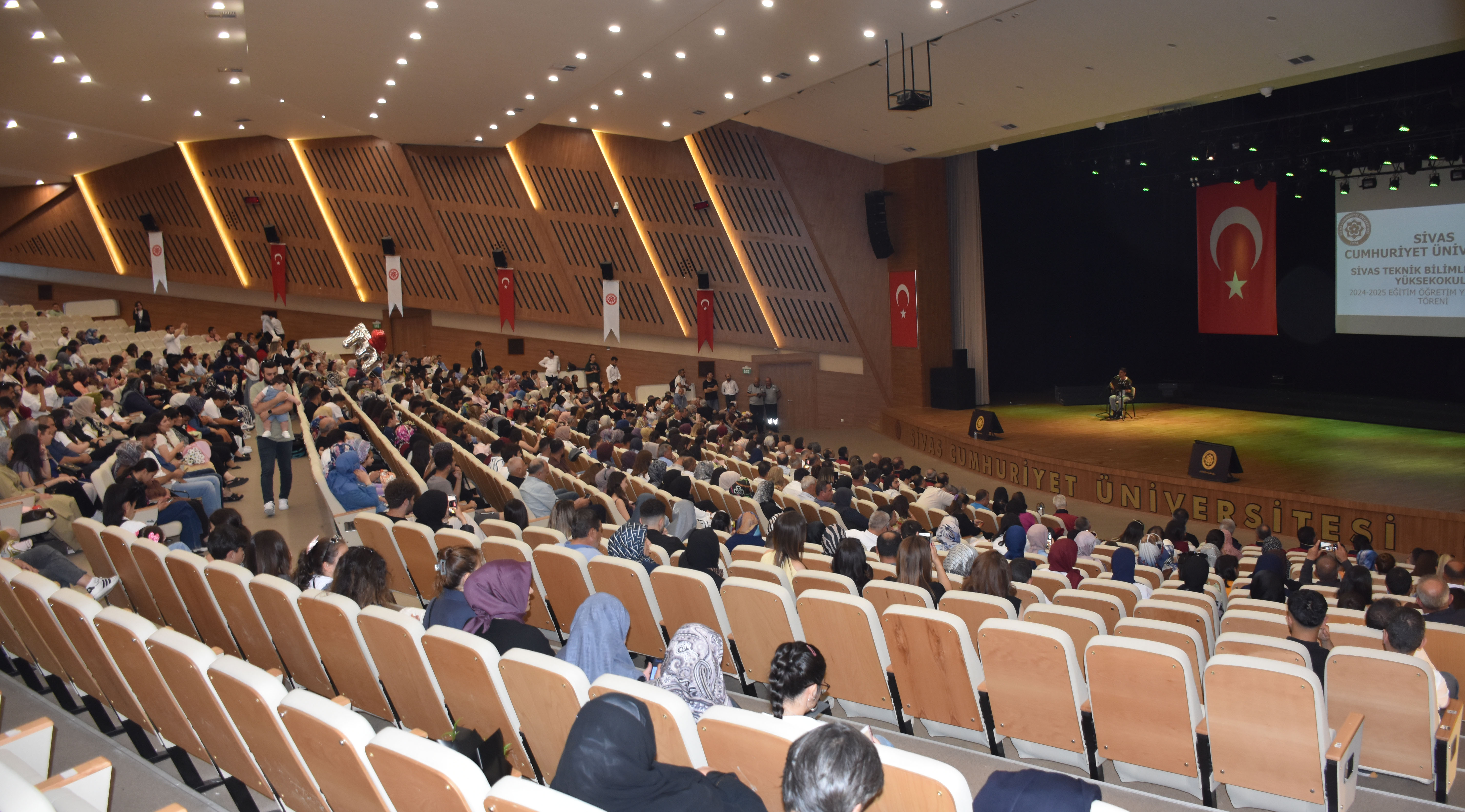 Sivas- İki kanseri yendi, 49 yaşında üniversiteyi birincilikle bitirdi - Görsel 9