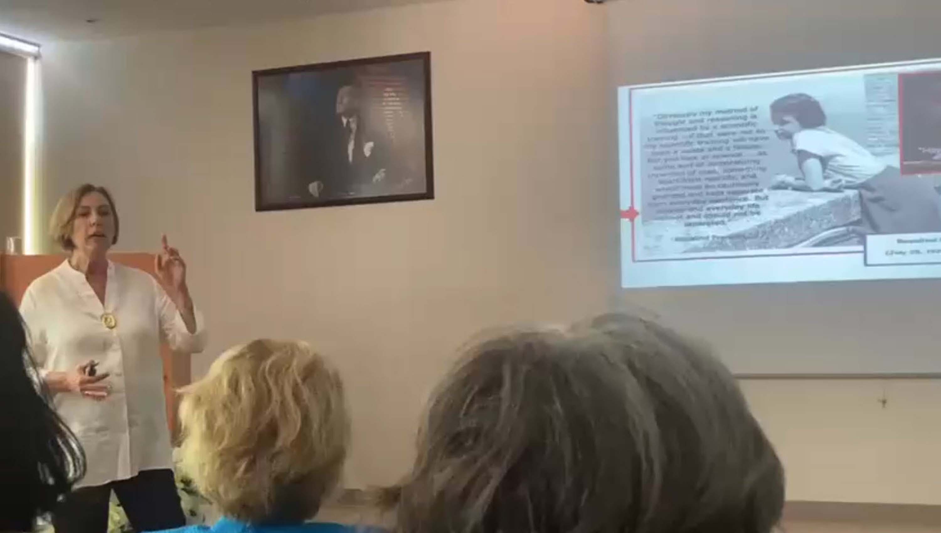 Profesör, emekli olduğu üniversiteye öğrenci olarak döndü - Görsel 8