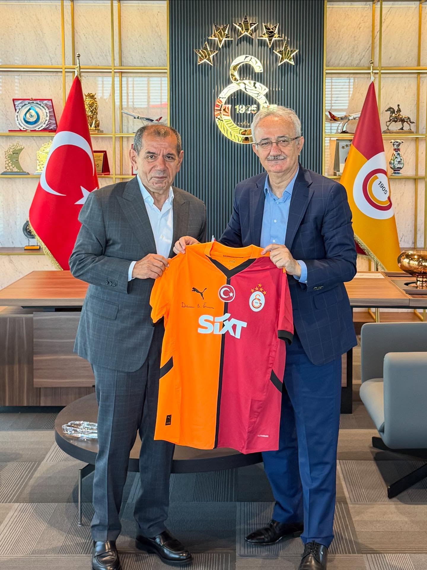 Seydişehirli  Bürokrat Darphane Genel Müdürü Yasir Şahin, Galatasaray Başkanı Dursun Özbek'i Ziyaret Etti - Görsel 1