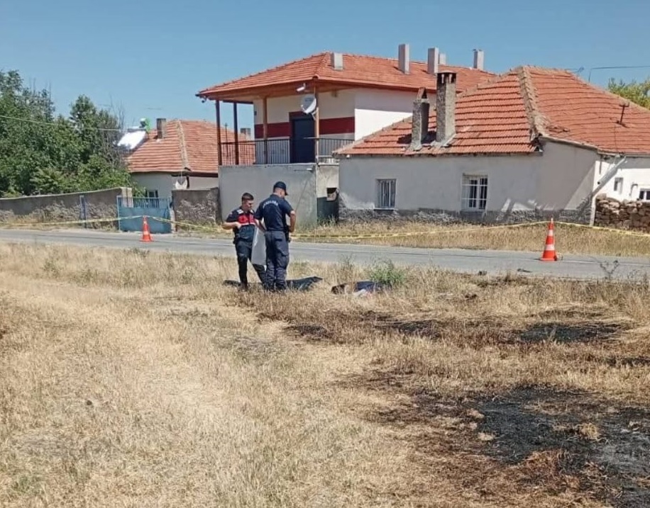 Kayseri'de, otomobilin çarptığı 2 yaya öldü - Görsel 2