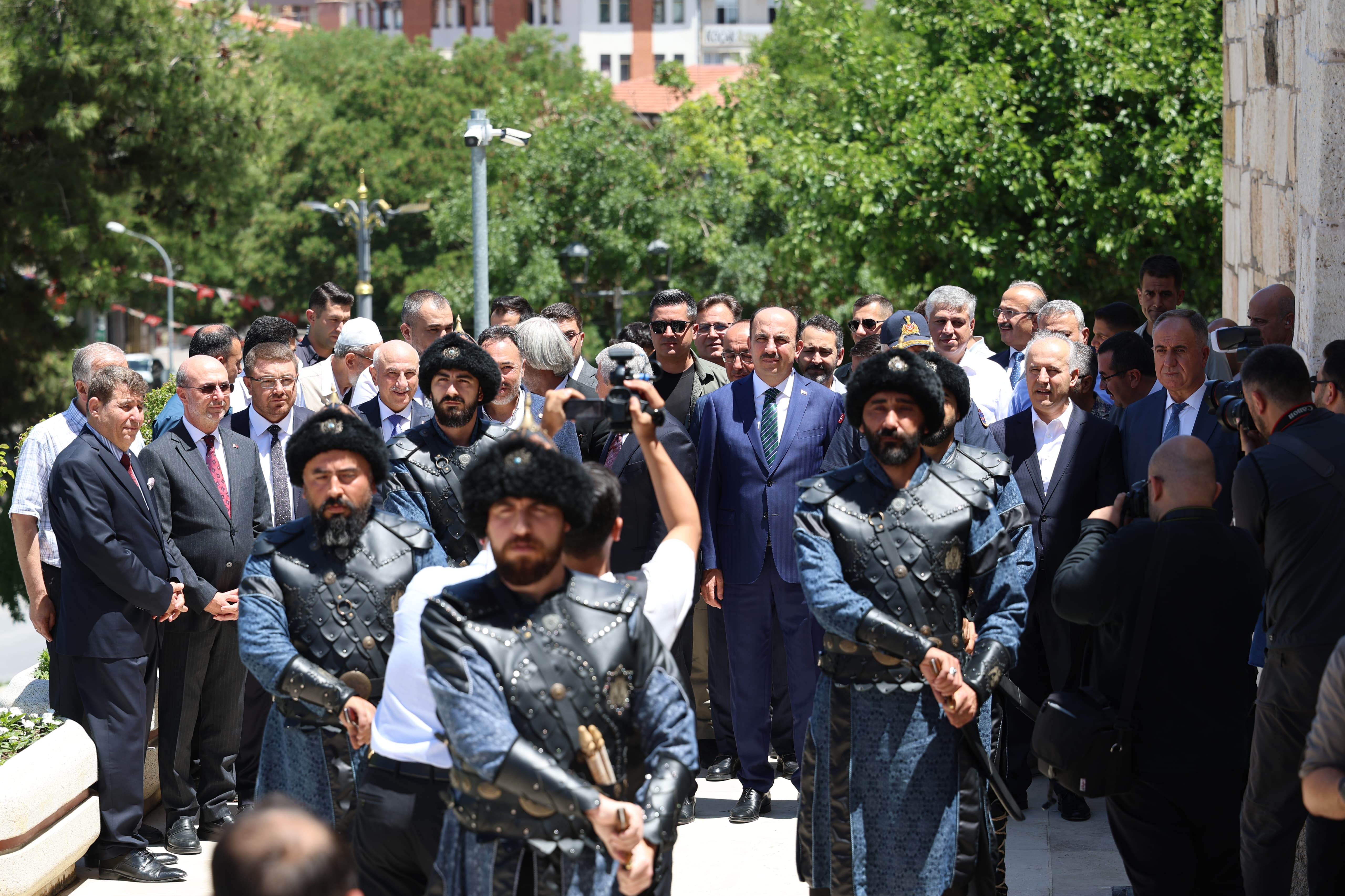 KONYA’NIN DARÜLMÜLK OLUŞUNUN 928. YIL DÖNÜMÜ KUTLAMALARI BAŞLADI - Görsel 4