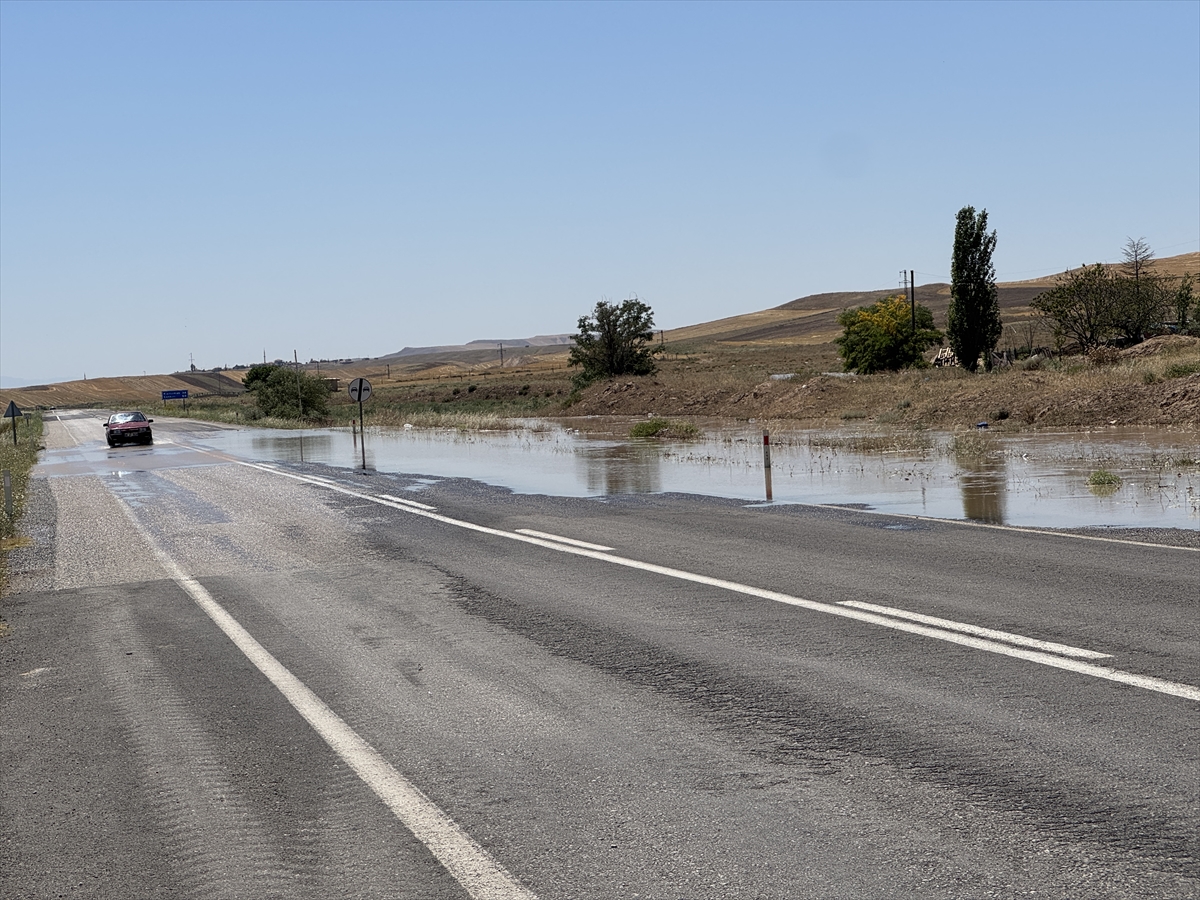 Çankırı'da HES kanalında duvarın çökmesi sonucu tarım arazileri zarar gördü - Görsel 4